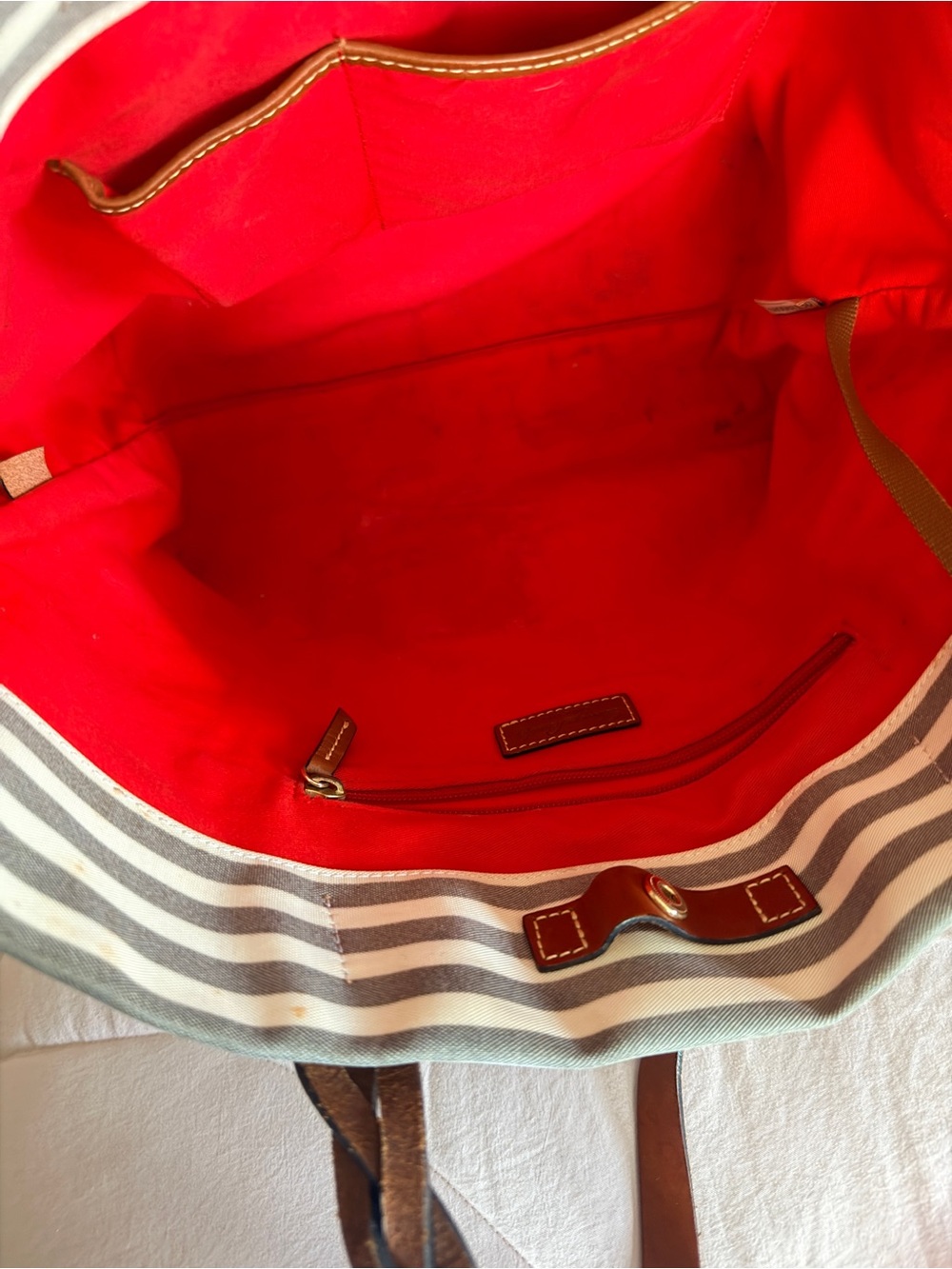 Dooney & Bourke Sullivan Beach Tote — Grey Stripe + Pink Bottom circa 2011 - Picture 4 of 10
